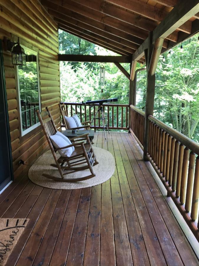 Tree Top Lodge - Gorgeous Lake Cabin With Hot Tub & Magnificent Views Of Forests And Mountains! Cabin Butler Kültér fotó