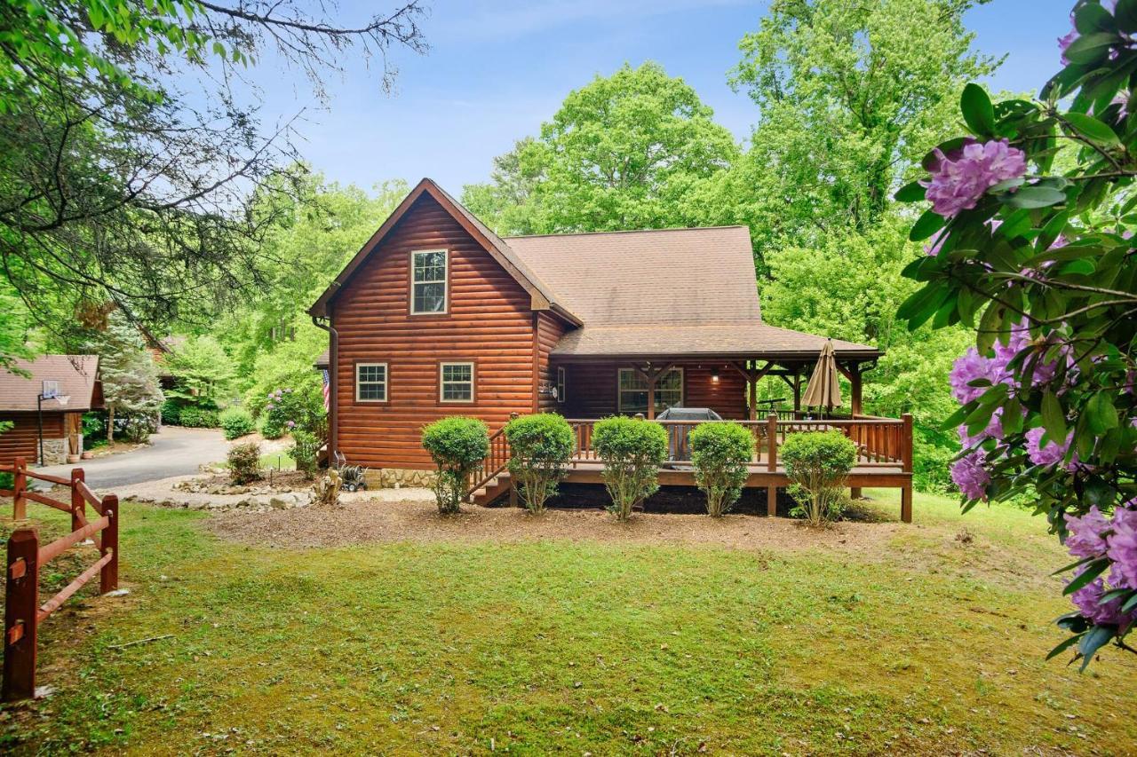 Tree Top Lodge - Gorgeous Lake Cabin With Hot Tub & Magnificent Views Of Forests And Mountains! Cabin Butler Kültér fotó