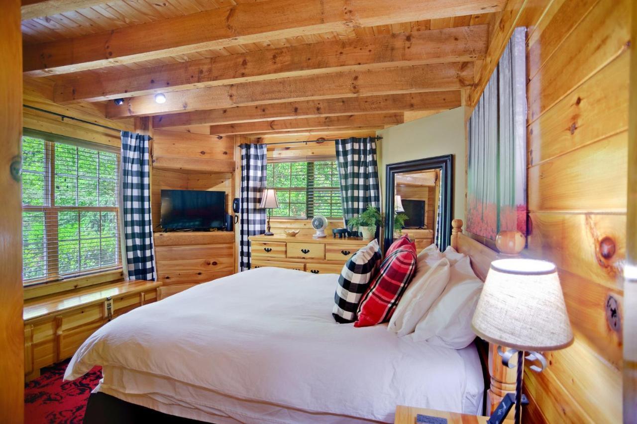 Tree Top Lodge - Gorgeous Lake Cabin With Hot Tub & Magnificent Views Of Forests And Mountains! Cabin Butler Kültér fotó