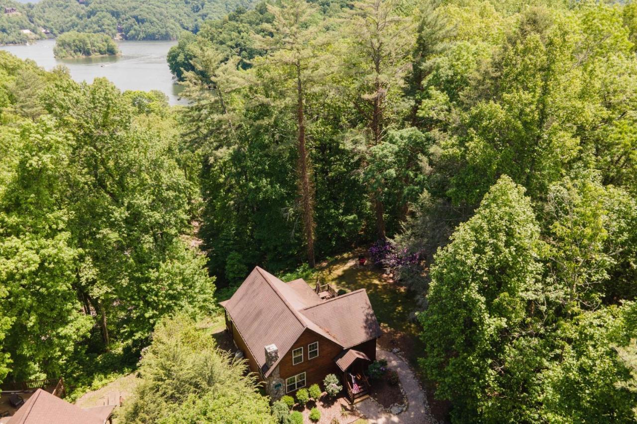 Tree Top Lodge - Gorgeous Lake Cabin With Hot Tub & Magnificent Views Of Forests And Mountains! Cabin Butler Kültér fotó