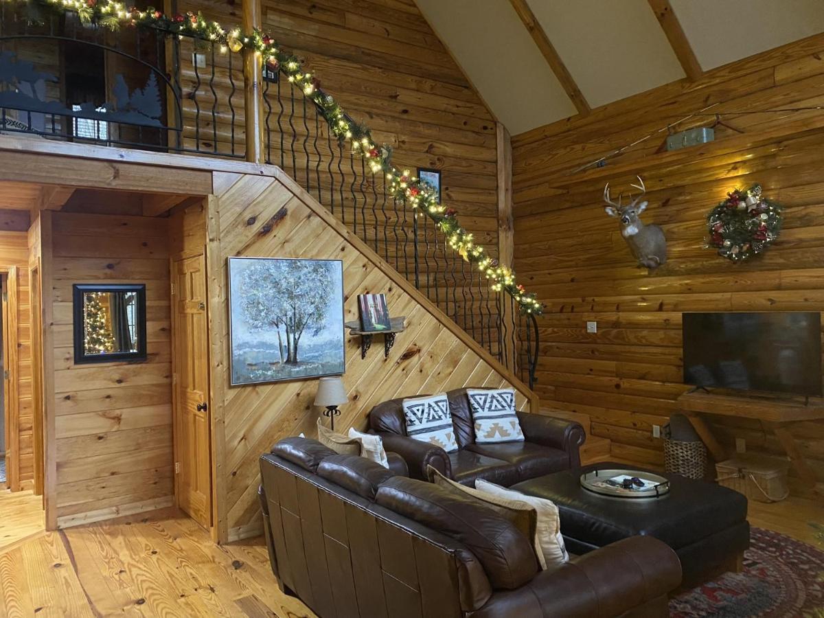 Tree Top Lodge - Gorgeous Lake Cabin With Hot Tub & Magnificent Views Of Forests And Mountains! Cabin Butler Kültér fotó
